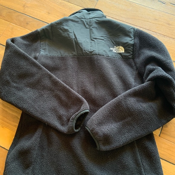 Women’s The North Face fleece jacket size small - Picture 2 of 3